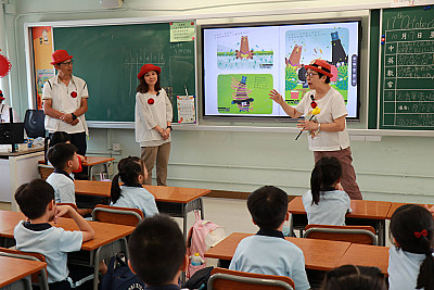 「小紅帽長幼讀書會」繪本分享